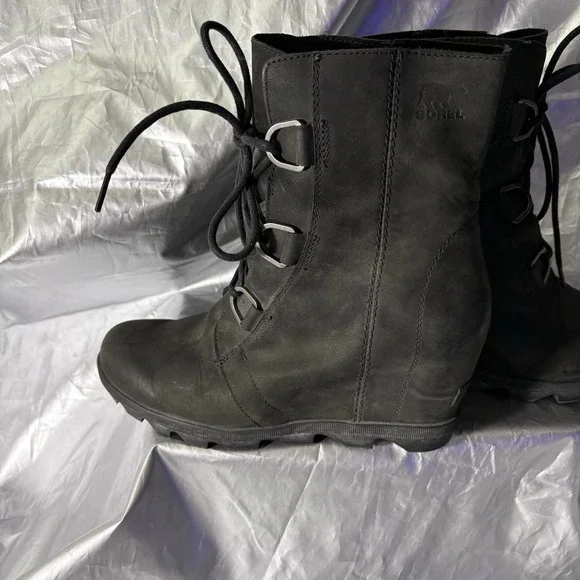 Sorel Joan Of Arctic Wedge II Black Leather Lace Up Boot Women's Size 10 - Picture 4 of 9